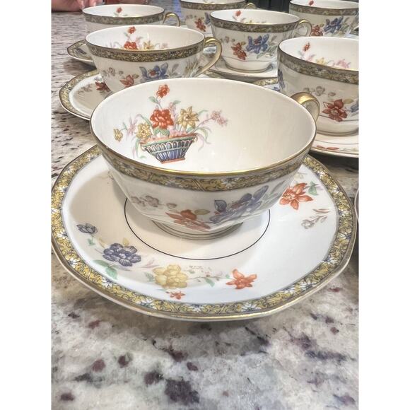 Haviland Limoges Coromandel Cup‎ & Saucer Coffee Tea Floral Basket Gold Trim - Picture 1 of 12